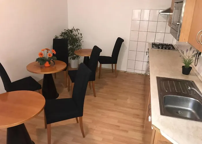 All Seasons Albergue Praga