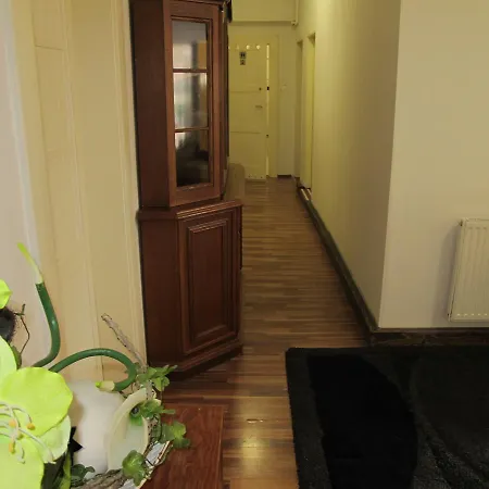Origin Prague 4* Prága